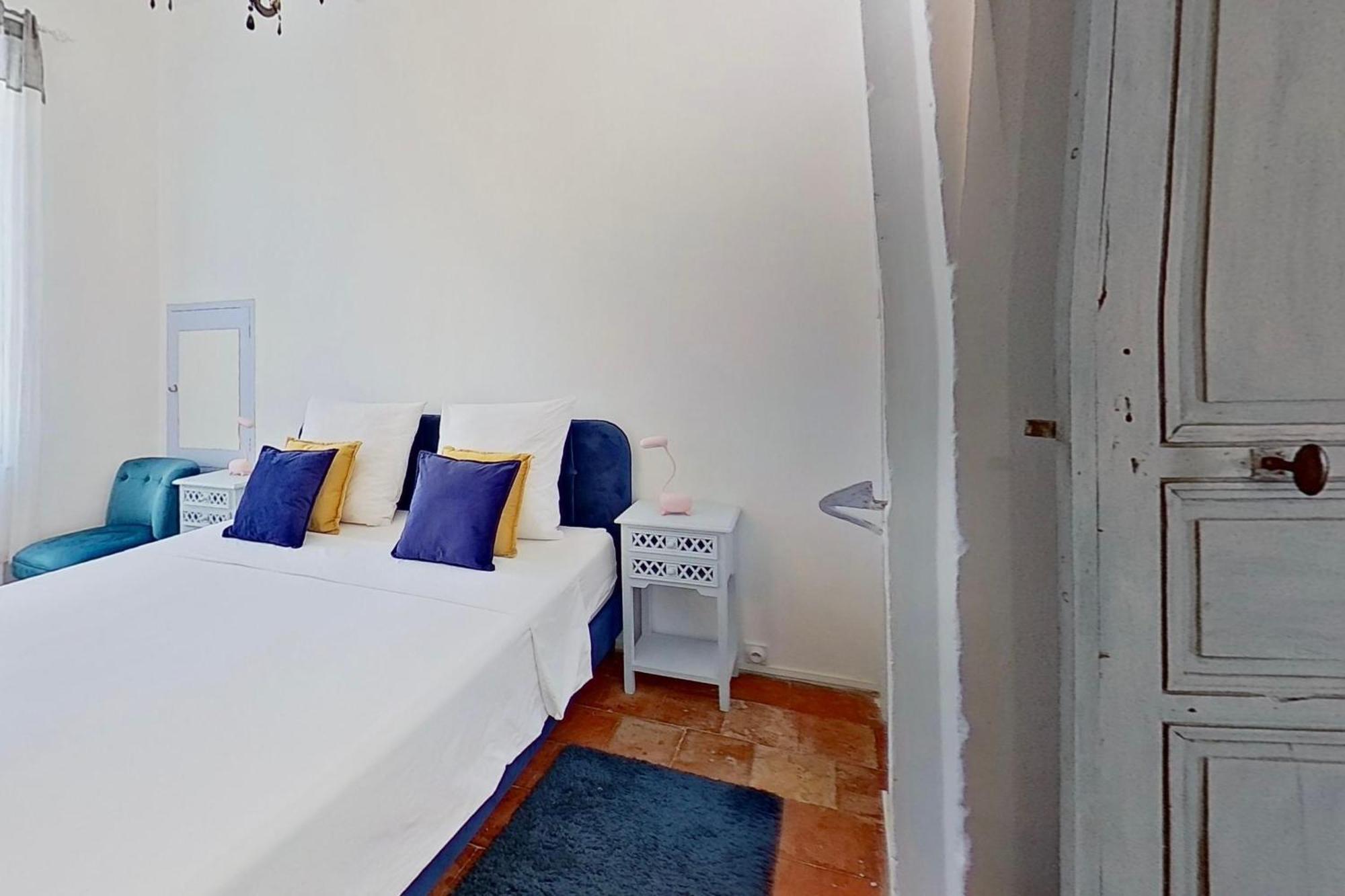 Bed and Breakfast Les 2 Droles D'Oiseaux Luc-sur-Orbieu Exterior foto